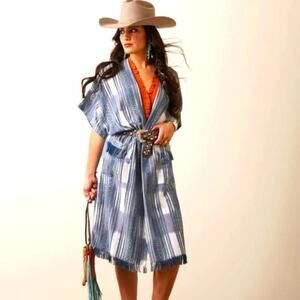 Ariat Blue White Lauren Kimono Wrap Top Size Medium